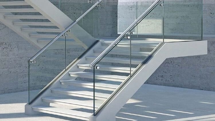 Merdiven Korkuluğu ve Camlı Küpeşte Sistemleri